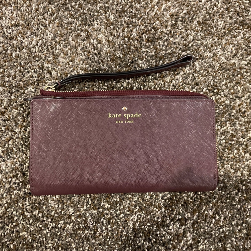 Kate Spade // wristlet